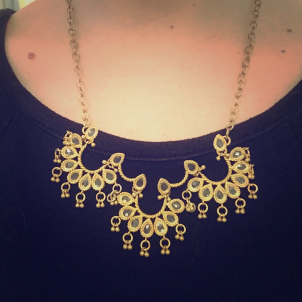 Final sale!! Banana Republic necklace.
